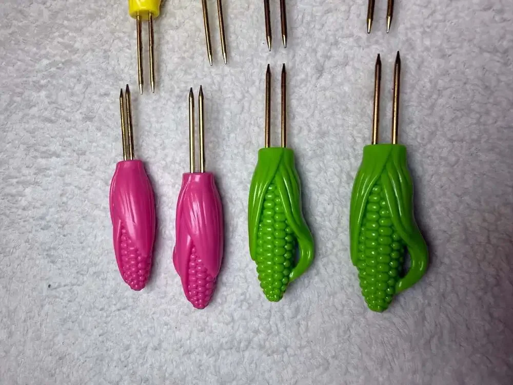 Fox Run Jumbo Corn Holder Yellow Set Of 8